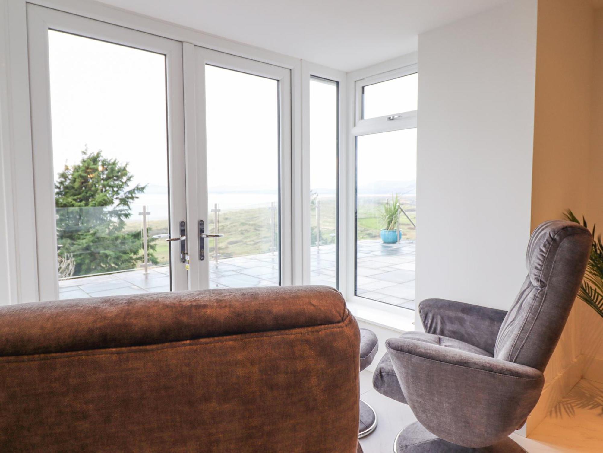 Aelfor Villa Harlech Bagian luar foto
