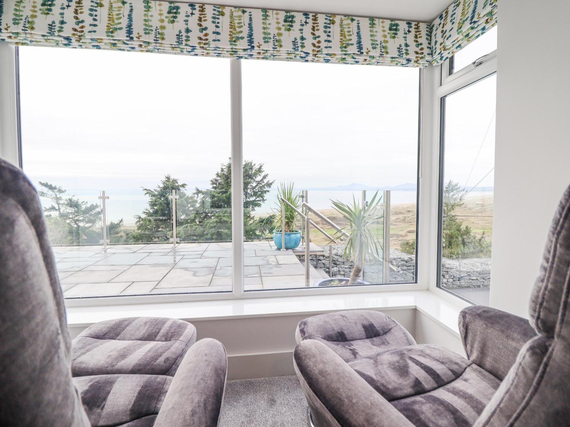 Aelfor Villa Harlech Bagian luar foto