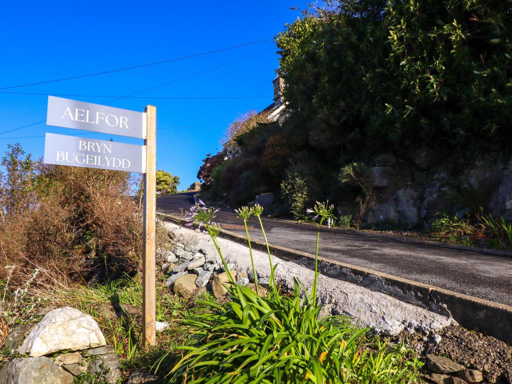 Aelfor Villa Harlech Bagian luar foto